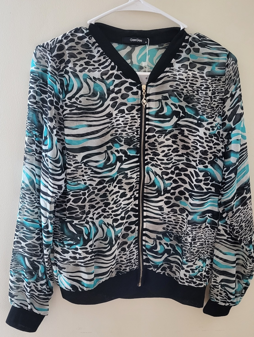 Geegee Jacket Size M NWT